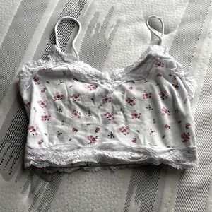 White Floral Cropped Lace Dainty Top